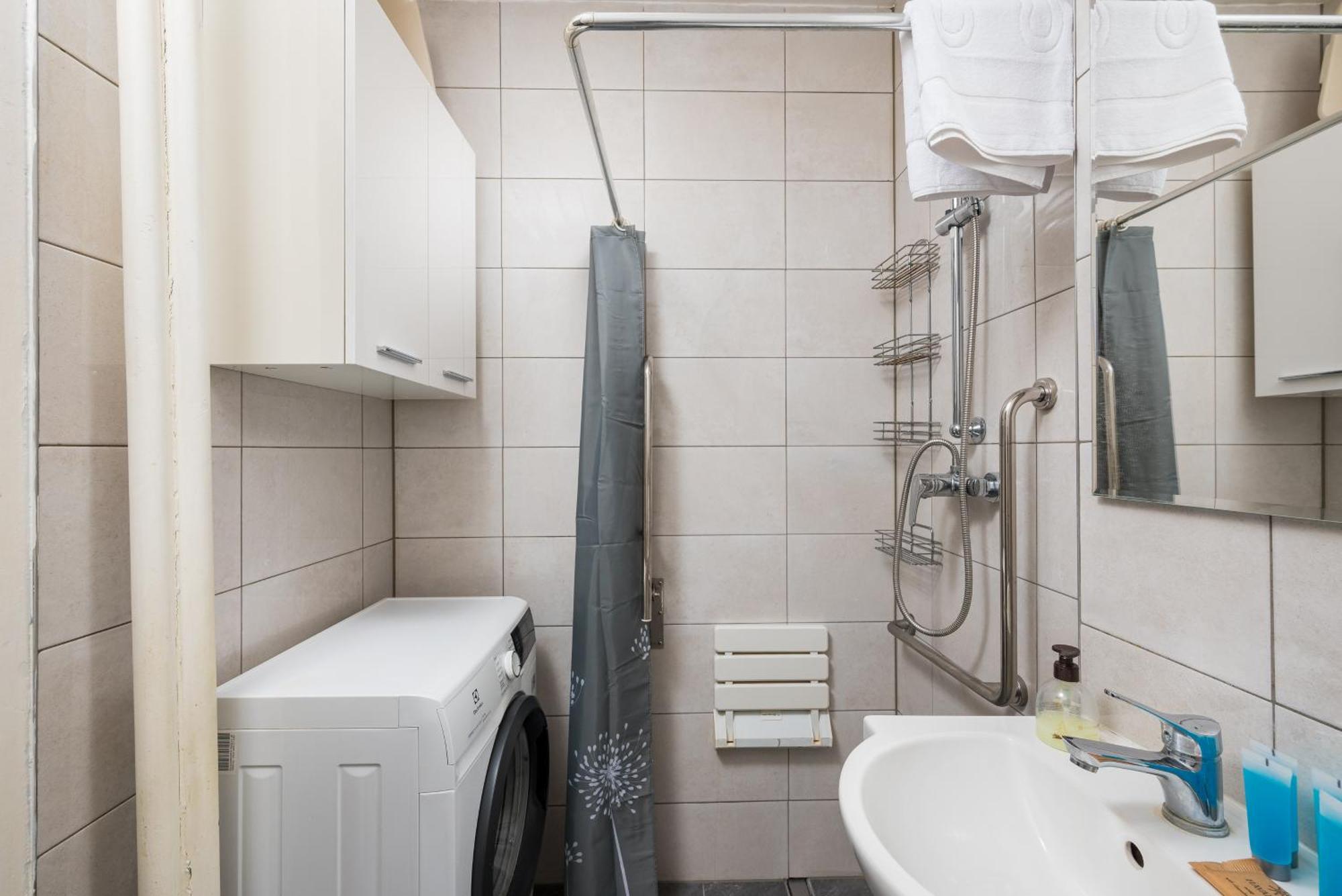 Wola Mila Standard Apartment Warszawa Exteriör bild