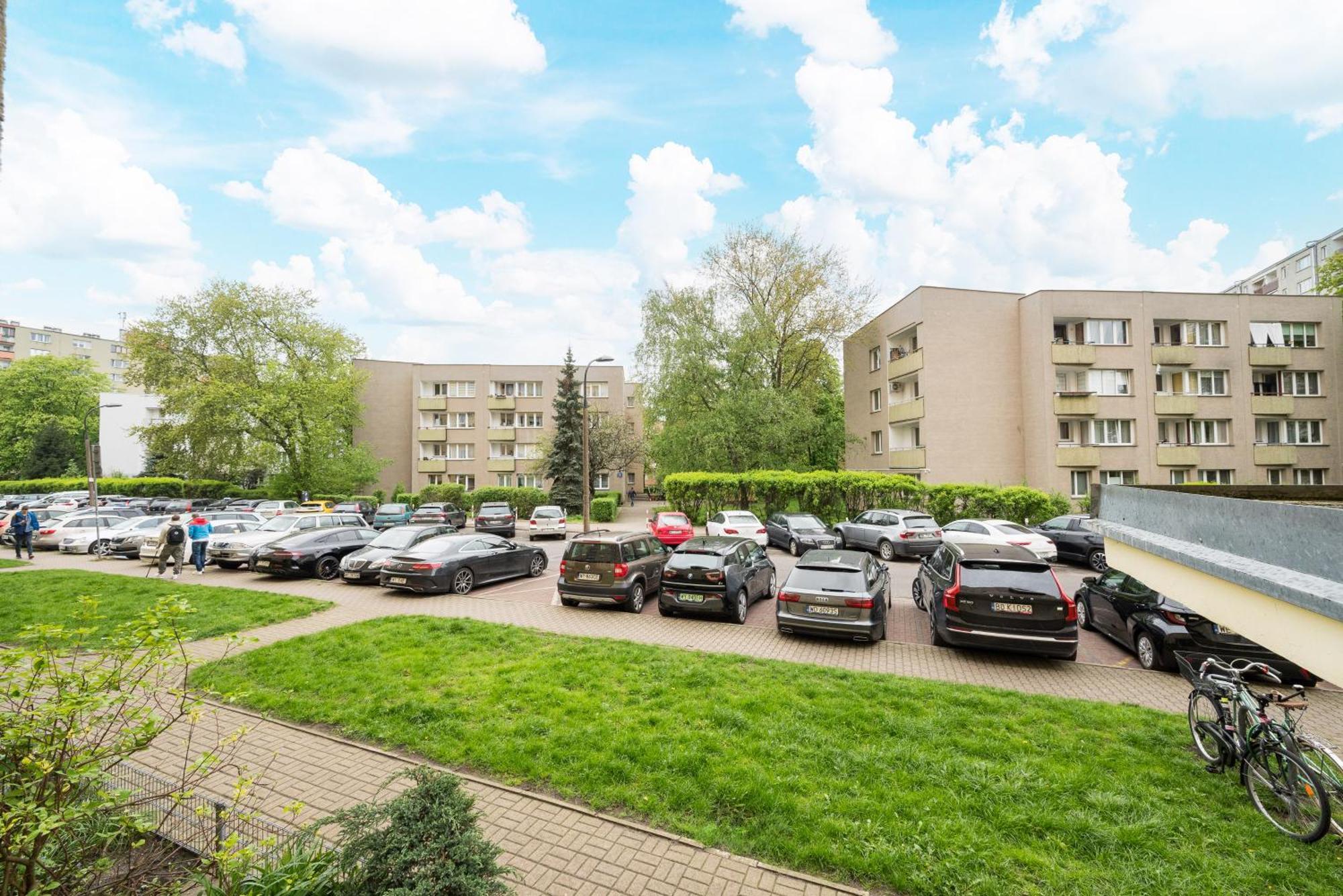 Wola Mila Standard Apartment Warszawa Exteriör bild